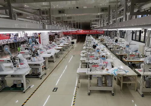 时尚有我 共克时艰 格雷时尚纫机前迎风而上，兼谈学生课后看护服务